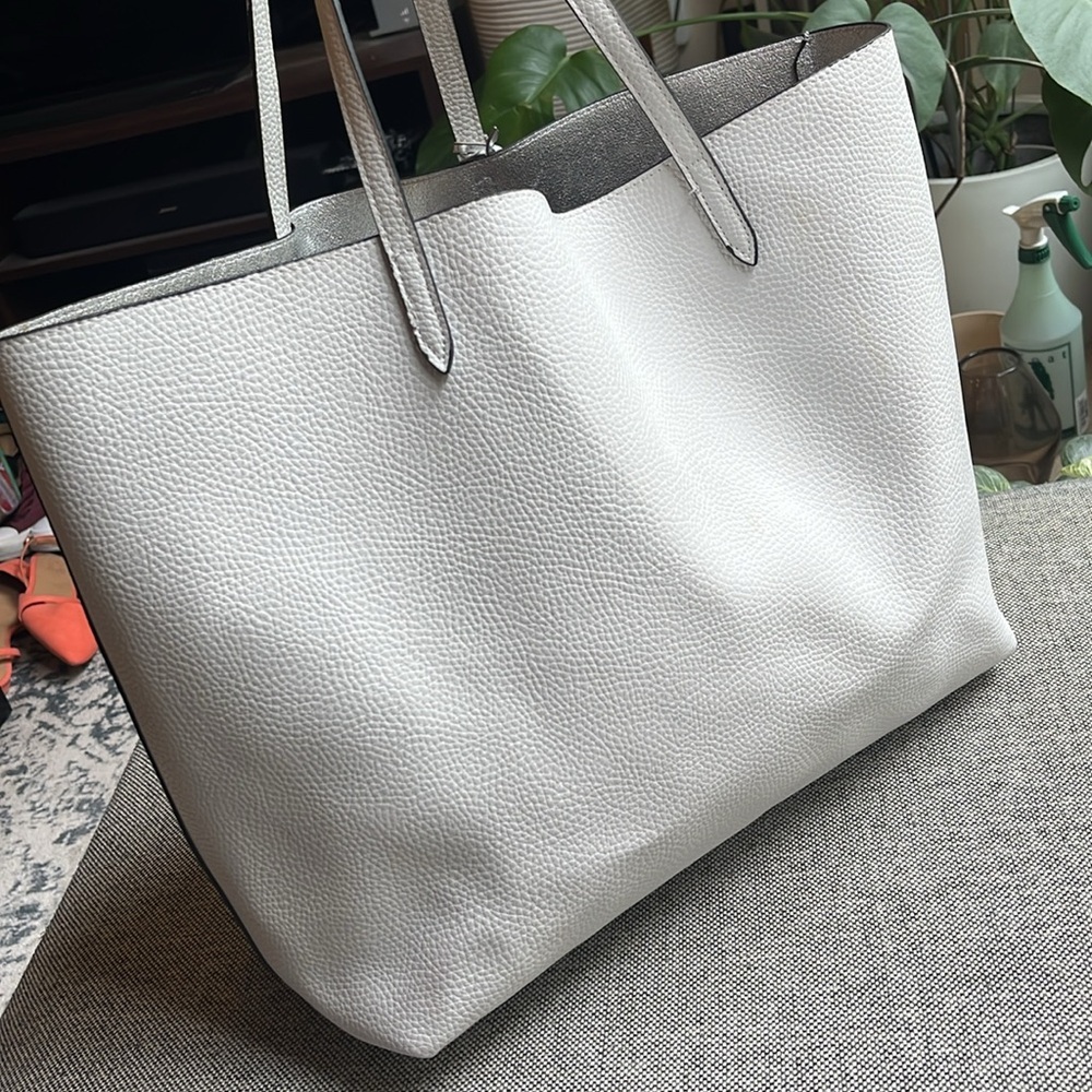 🤍 Victoria Secret White Tote bag 🤍 - Picture 12 of 17